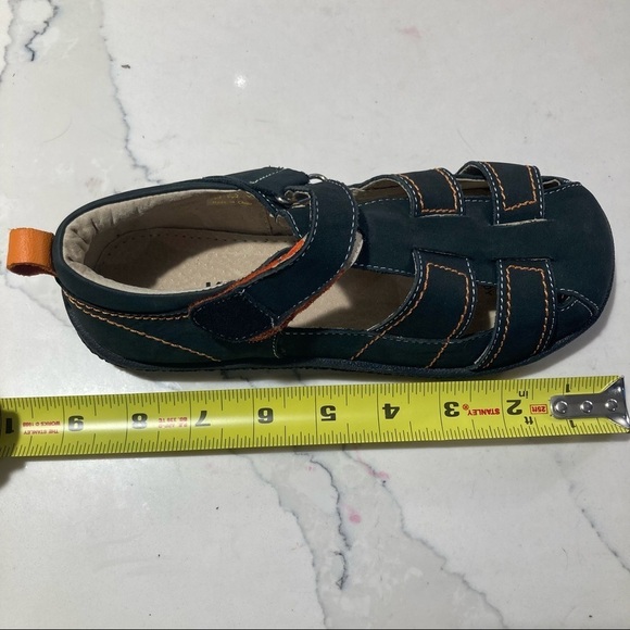 KAI Sz  2 Youth Kids Leather Fisherman Sandals Velcro Closure - Picture 10 of 10